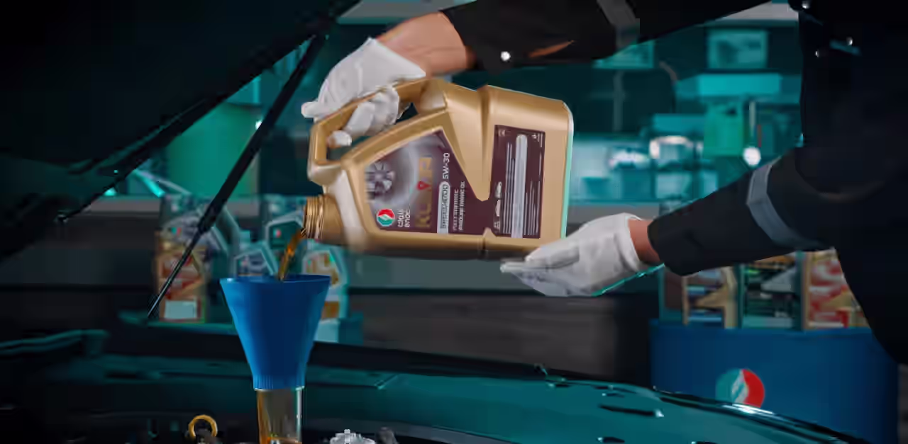 Замена моторного масла в двигателе Замена моторного масла в двигателе